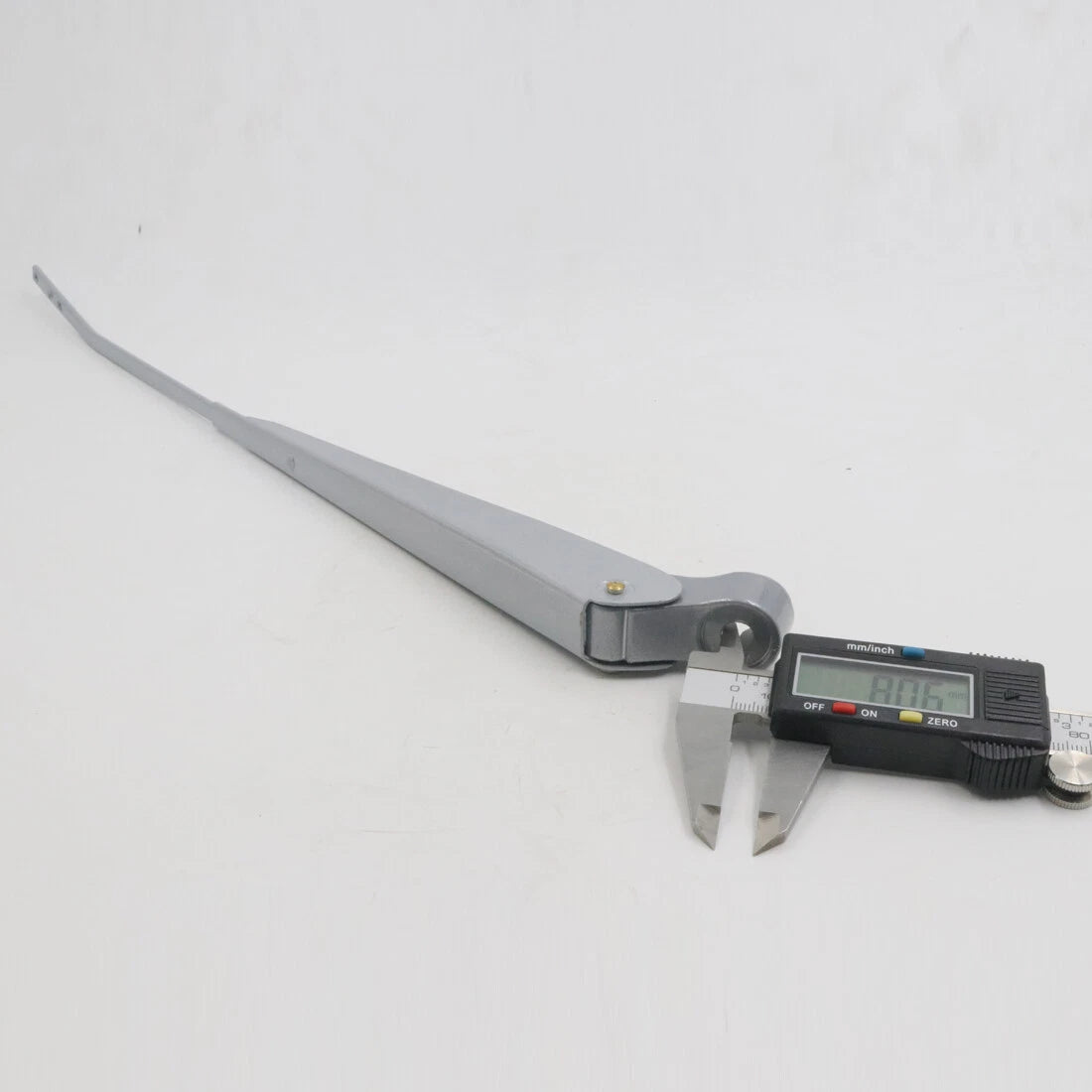 Windshield Wiper Assembly for Toyota Celica TA22-TA29 1970-1977