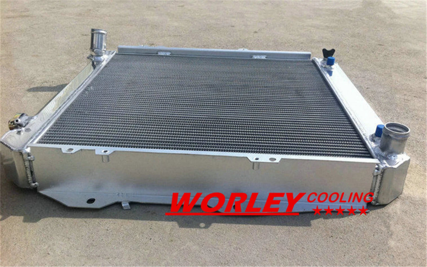 3 Cores Aluminum Radiator for Toyota Pickup 4Runner 4WD 3.0 V6 (1988-1995)