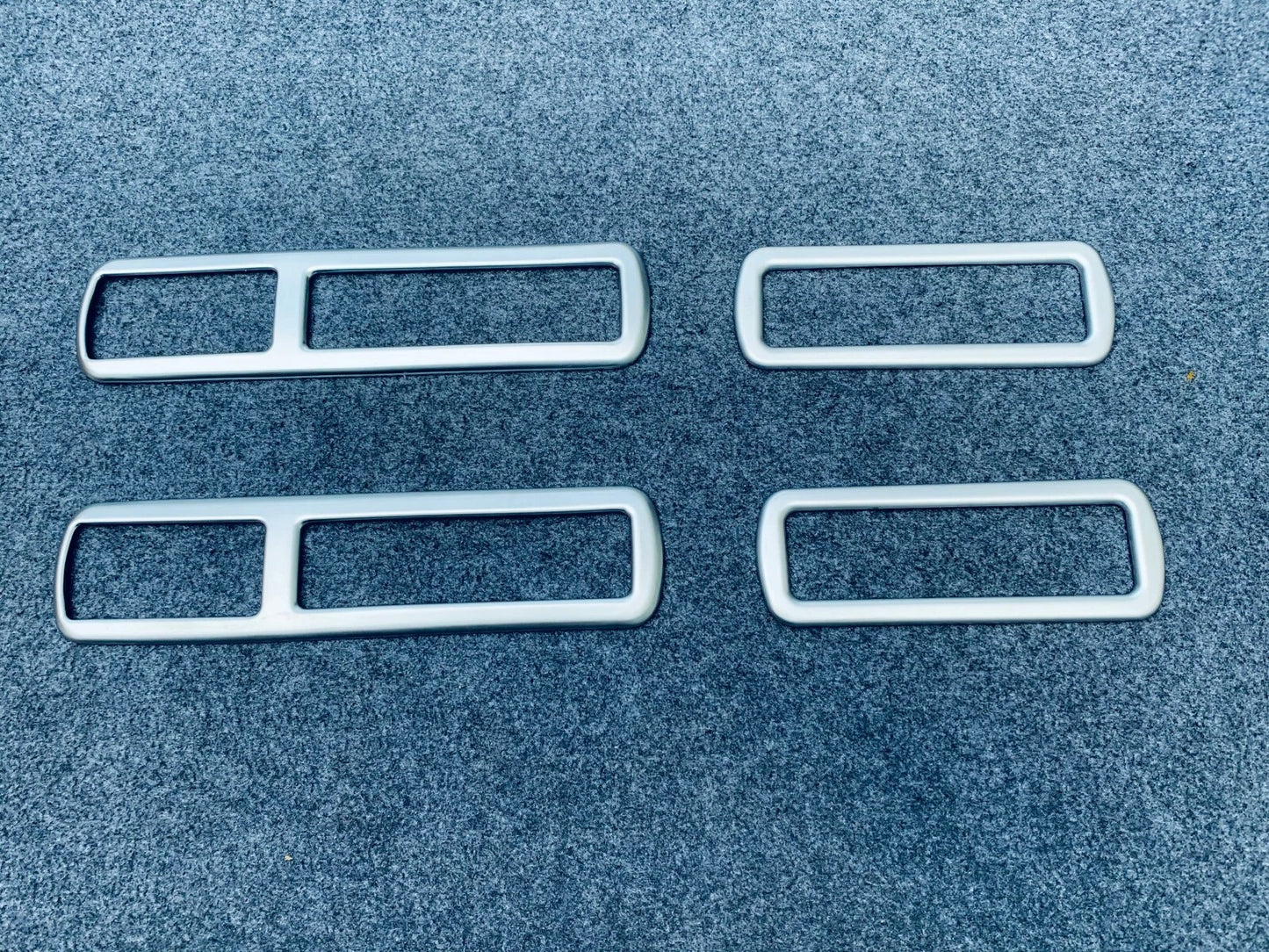 Inner Silver Rear Roof Air Vent ABS Outlet Cover for 2020-2023 Toyota Highlander (2020-2023)