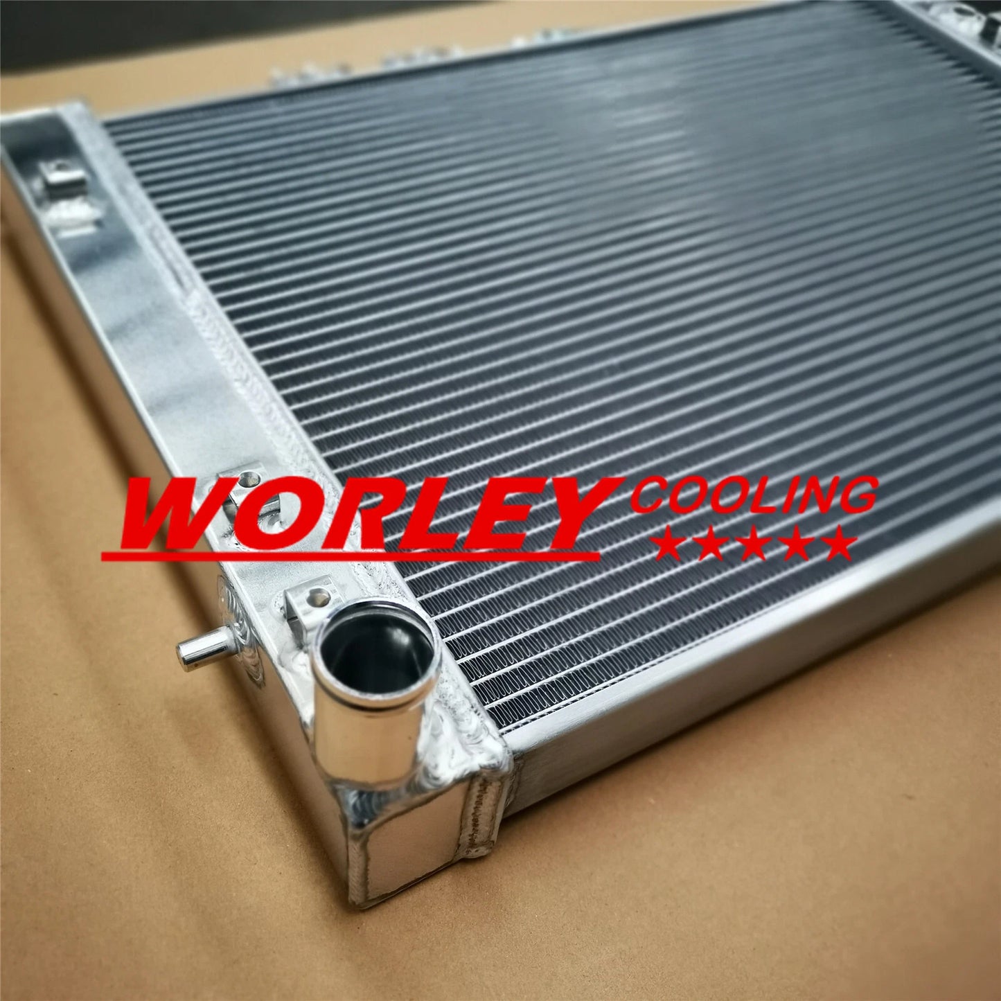 44mm 3 Row Aluminum Radiator for Holden Commodore VN-VS V6 3.8L (1988-1997)
