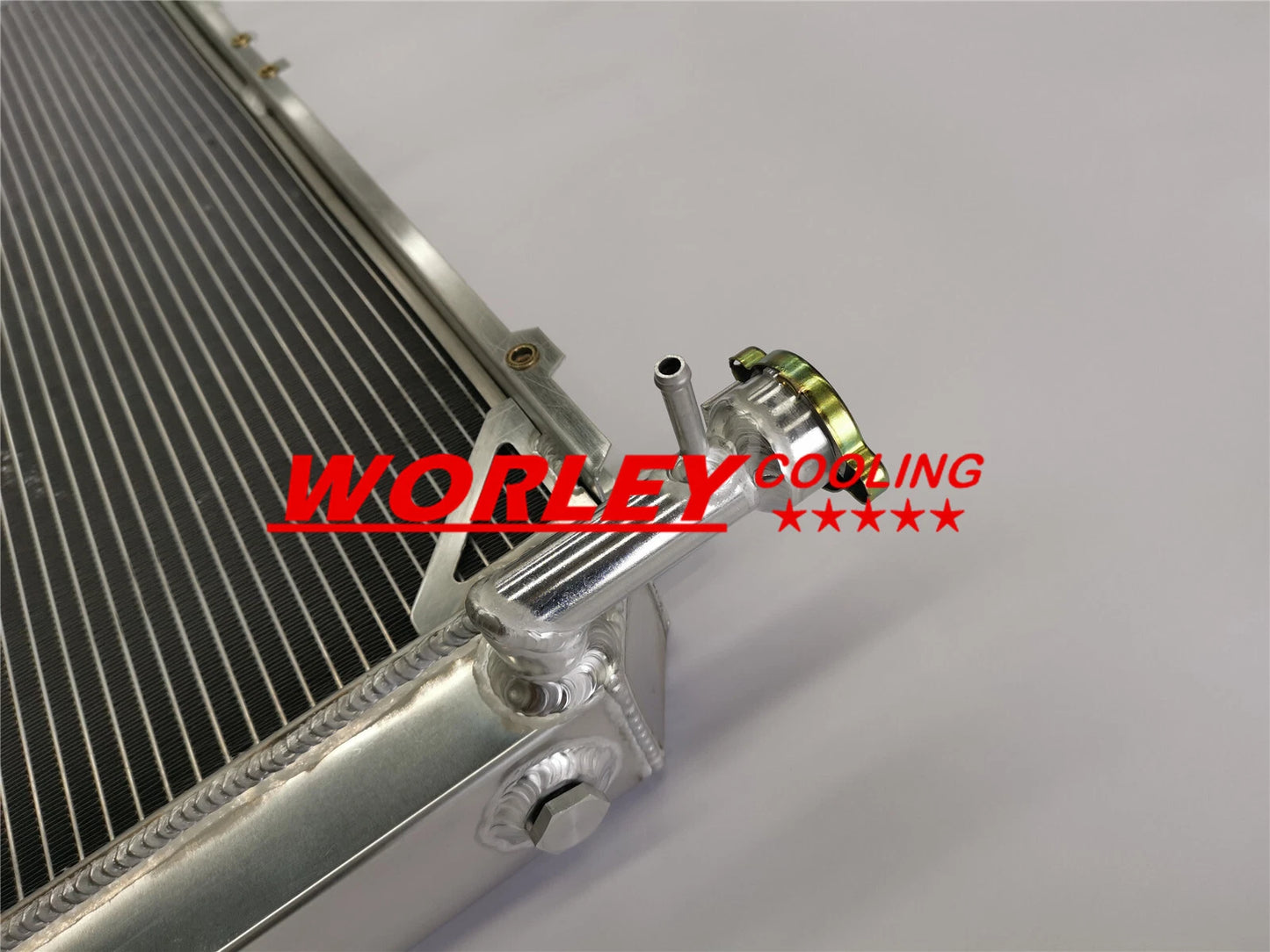 Aluminum Radiator +12" Fan for Ford Maverick Y60 4.2L Petrol (1988-1994)