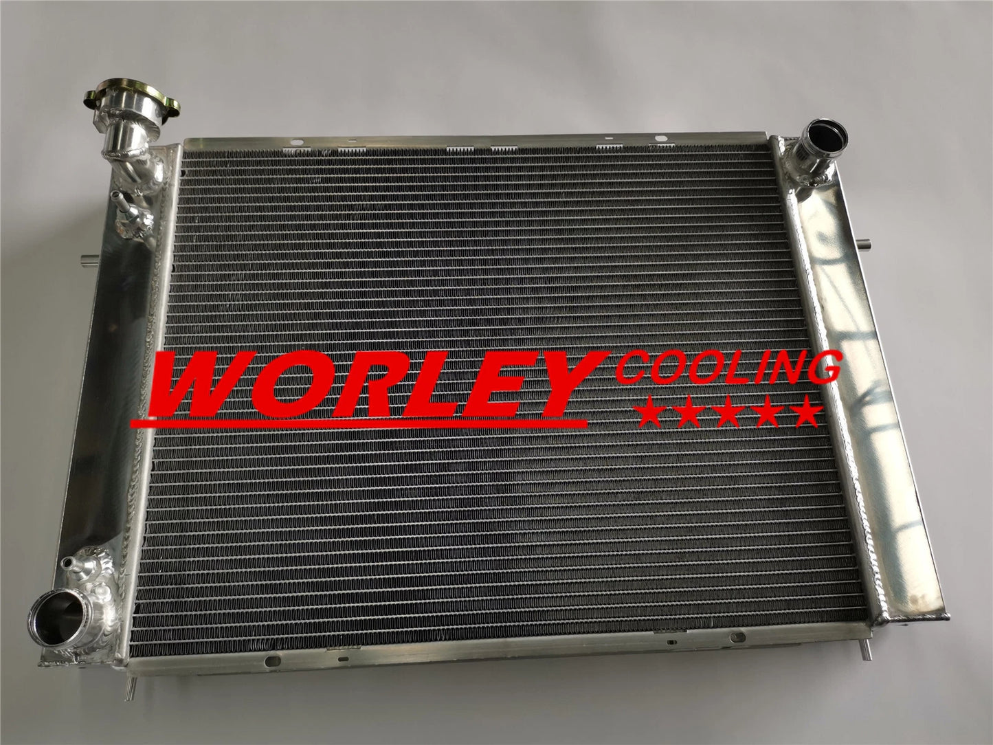 44mm Aluminum Radiator & Blue Hoses for Holden V8 Commodore (1988-1997)