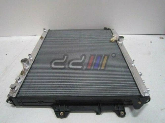 Aluminum Radiator for Toyota Hilux Vigo 1KD 2KD Diesel (2005-2015)
