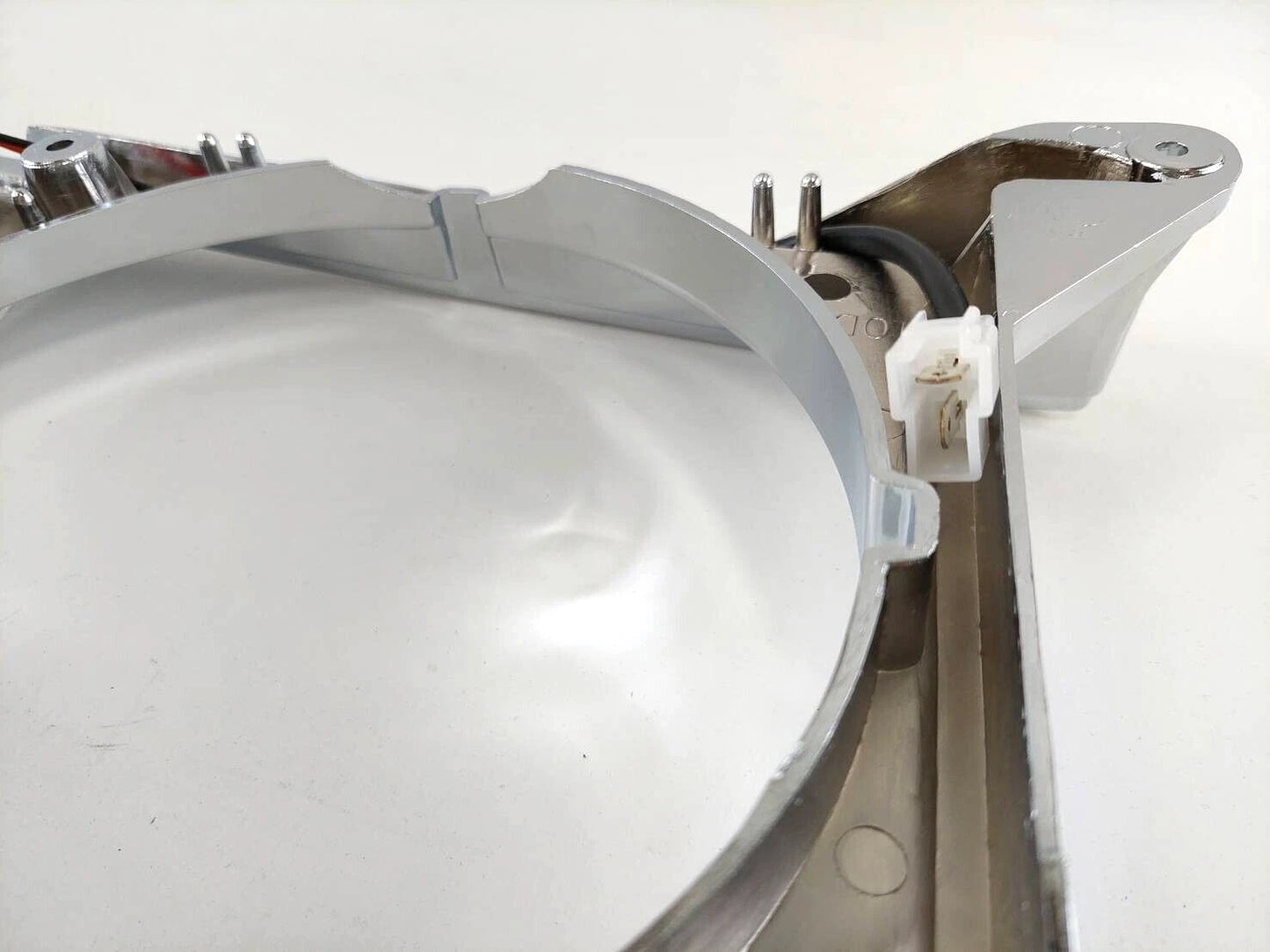 Headlight Case Surround for Toyota Hilux (1979)