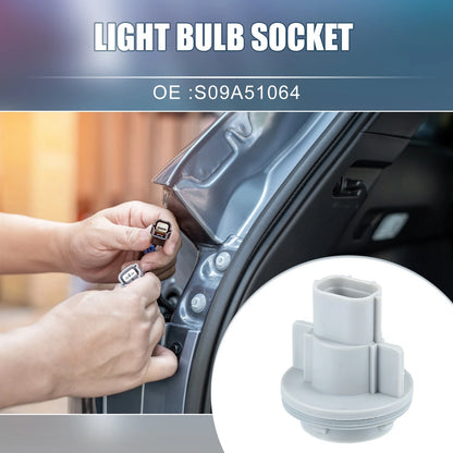 Turn Signal Tail Light Bulb Socket for Mazda 3 2.0L L4 (2004-2009)