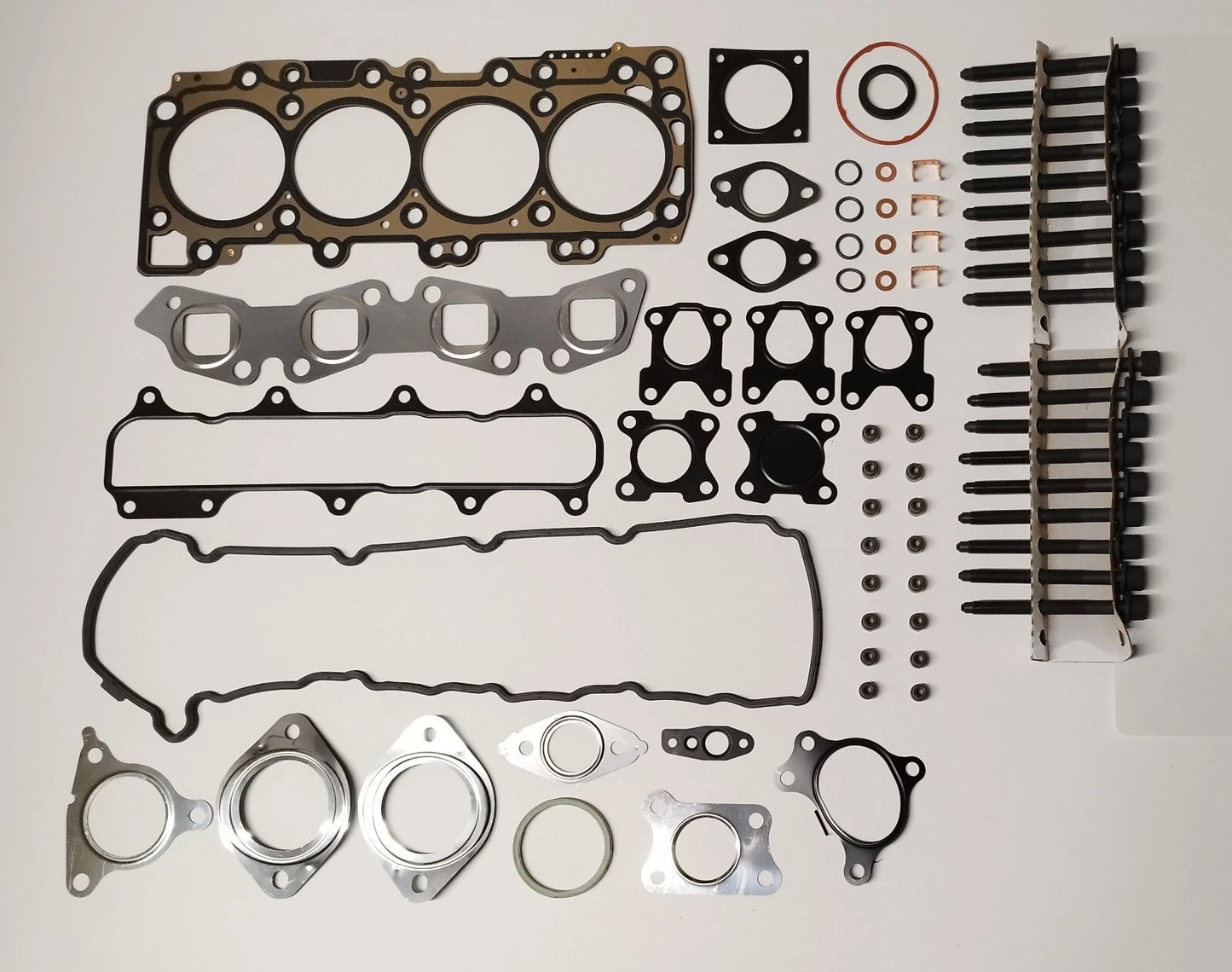 2 x Head Gasket Bolts for Navara D40 Pathf. Murano 2.5 DCi Y25DDTi (2010–2010)