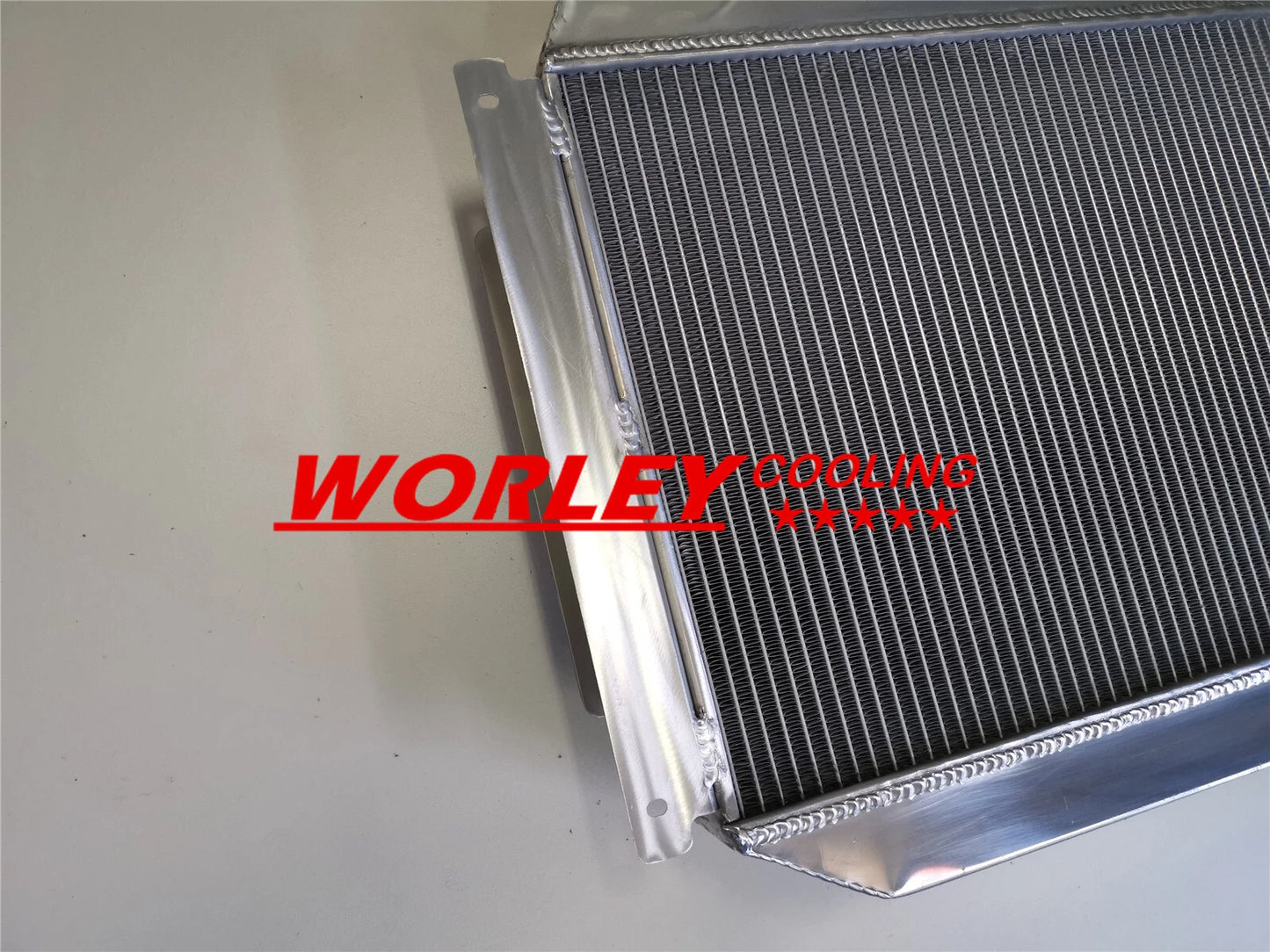 3 Row Radiator + RED Hose for Holden Kingswood HQ HJ HX HZ (1971-1984)