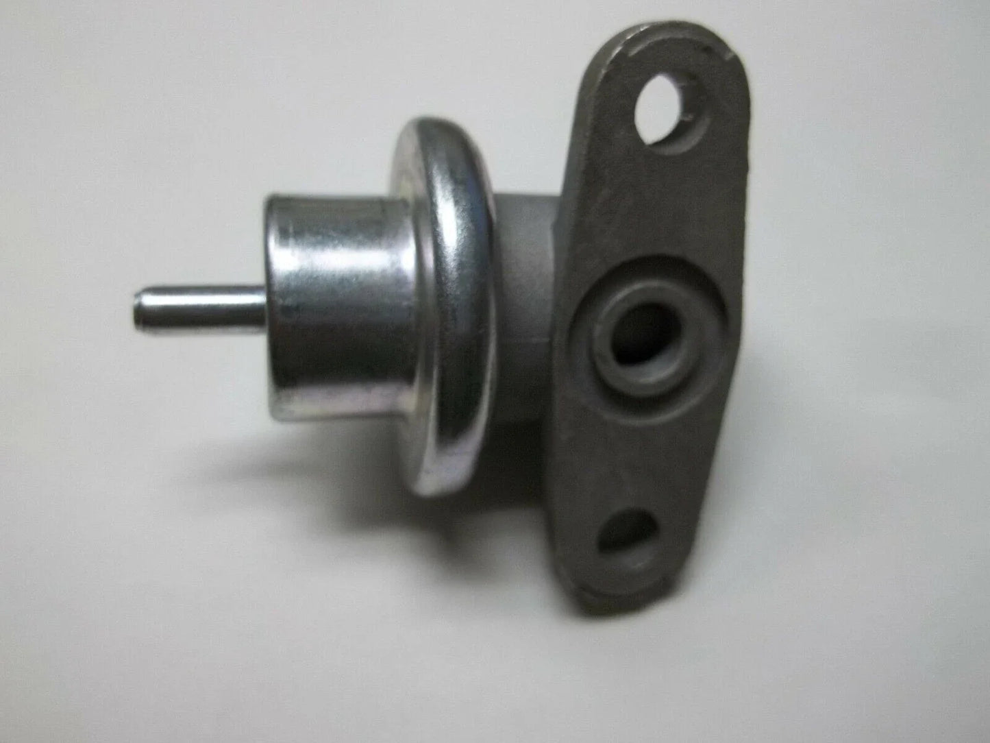 Fuel Pressure Regulator for MerCruiser 350 377 5.0 5.7 6.2 7.4 454 4.3