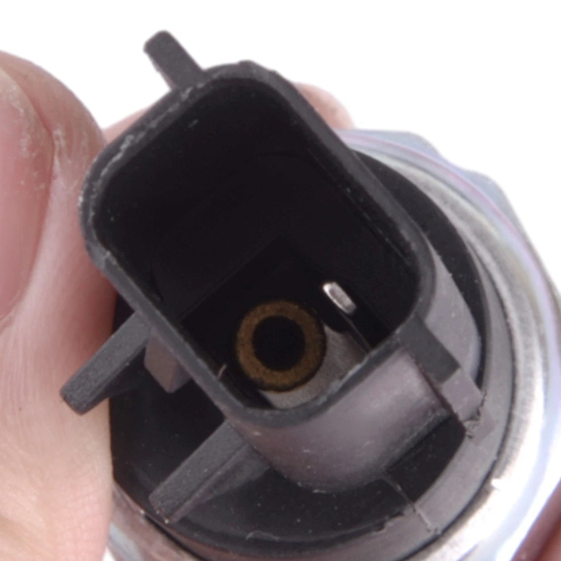 Engine Oil Pressure Sensor for Dodge Avenger, Journey, Jeep Compass, Patriot (2008-2017)
