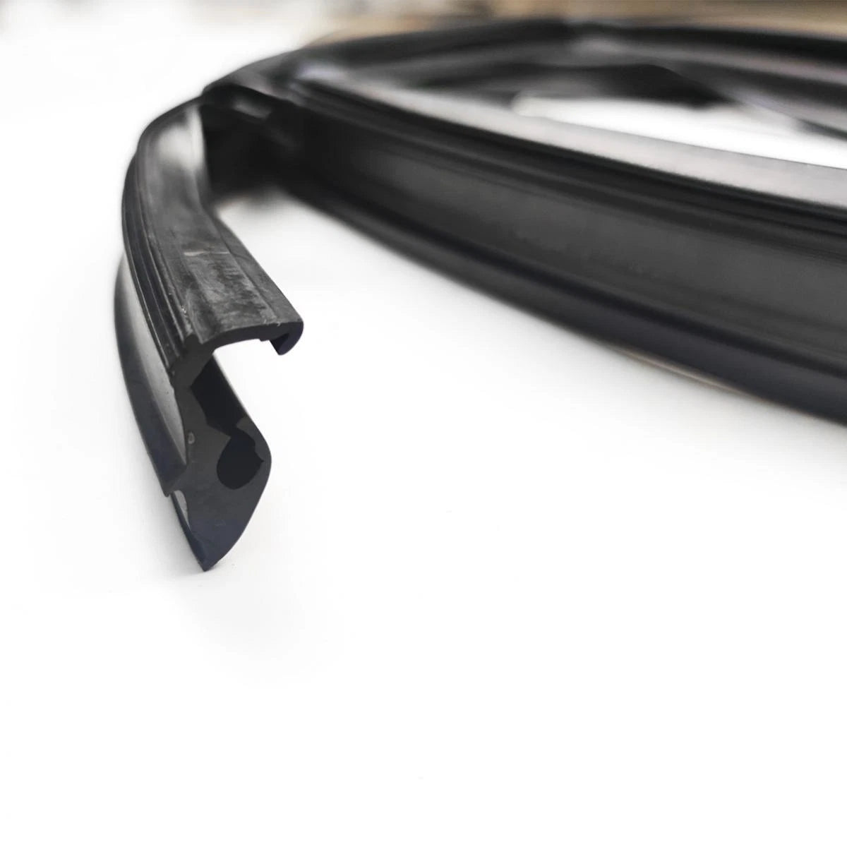 Glass Run Door Channel Rubber RH Fits Nissan Sunny Sentra B13 2D SED 1990-93 D05