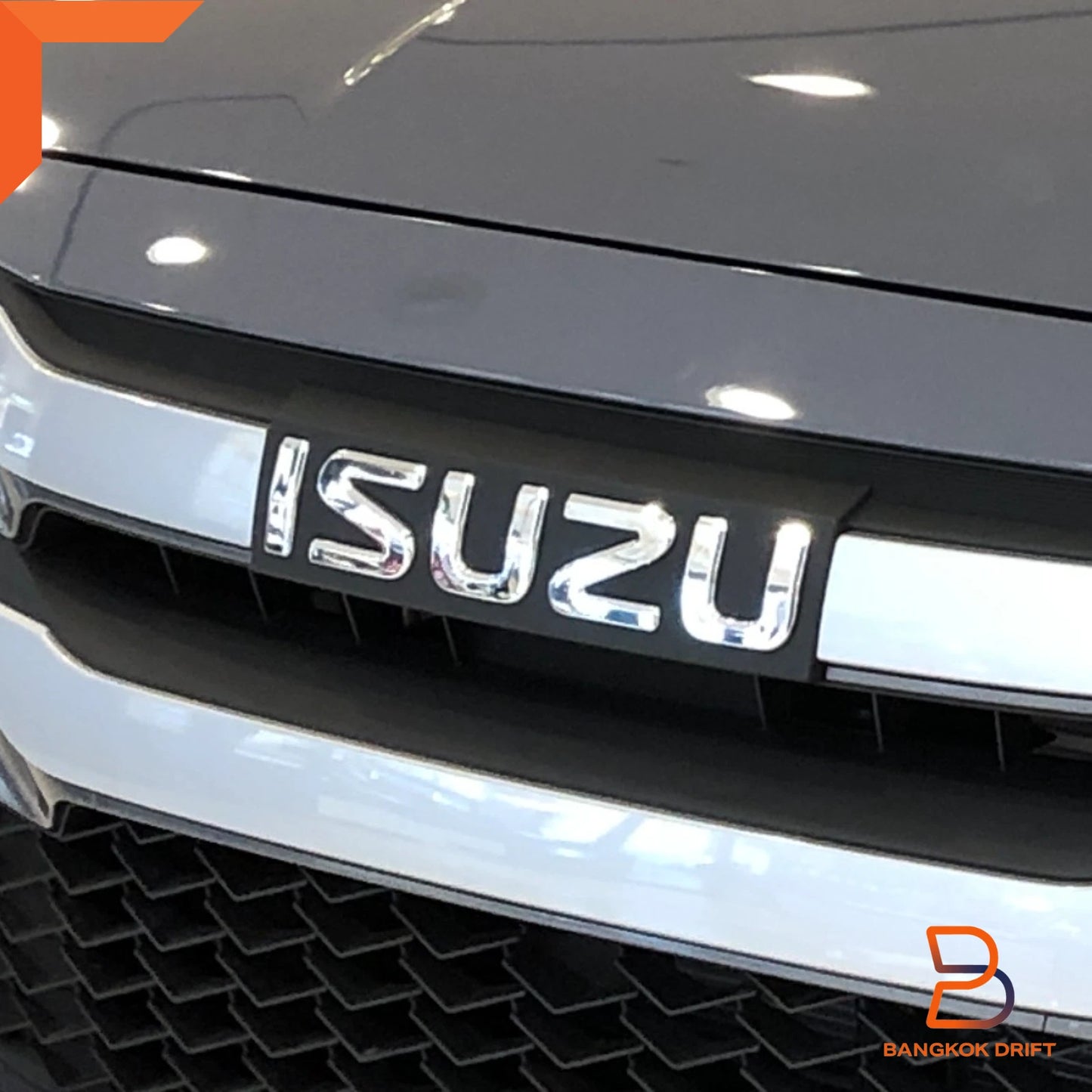 Isuzu D-Max 3D Front Grille Emblem Logo Replacement (2024-2025)