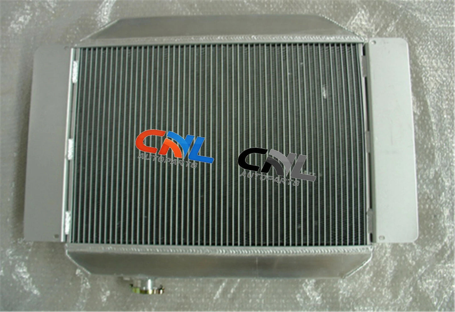 3 Row Radiator for Holden HQ HJ HX Torana Statesman Ute Van 253 308 V8 (1971-1980)