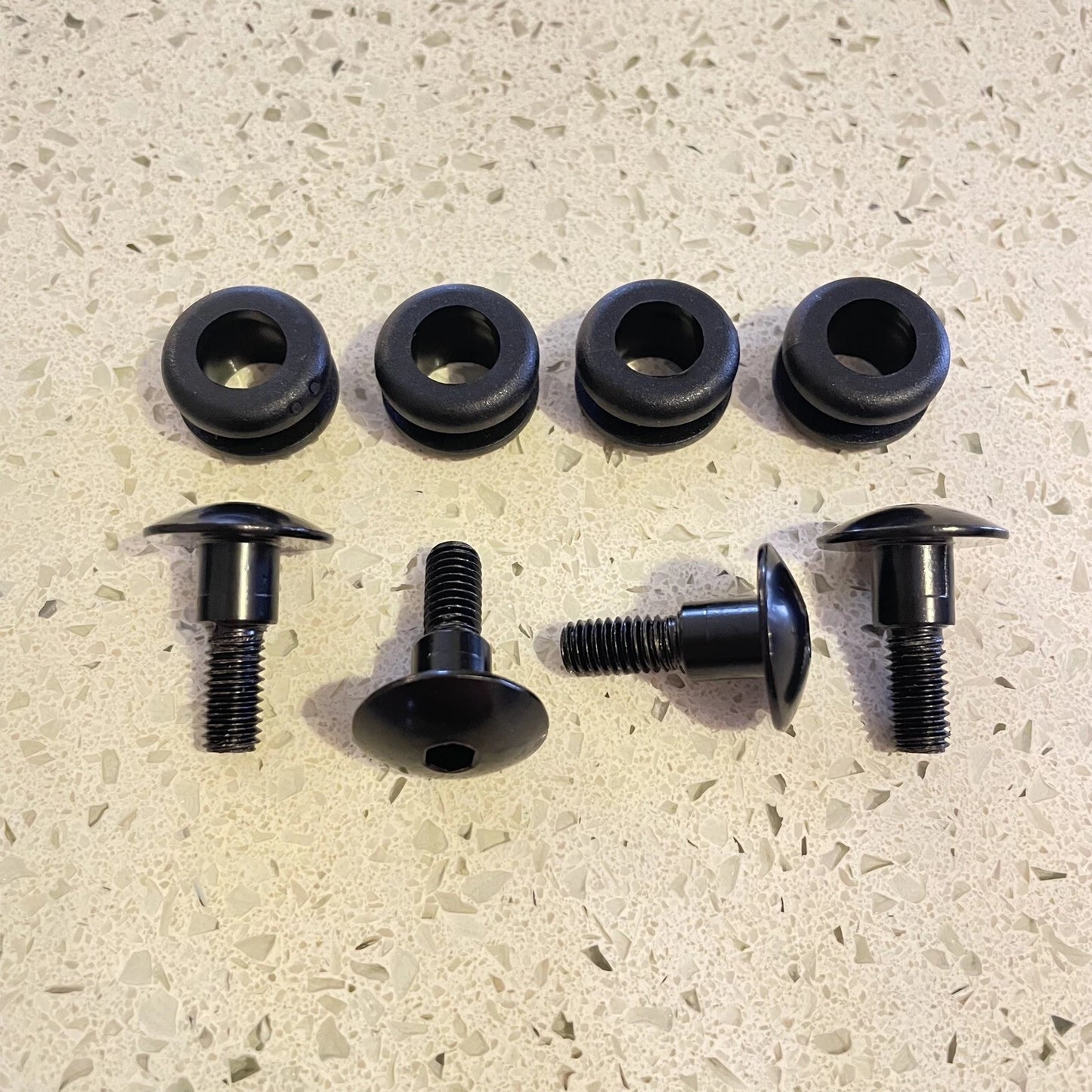 4x rubber fork head eyelets & M6 black aluminum shoulder bolts for Yamaha R1 R6