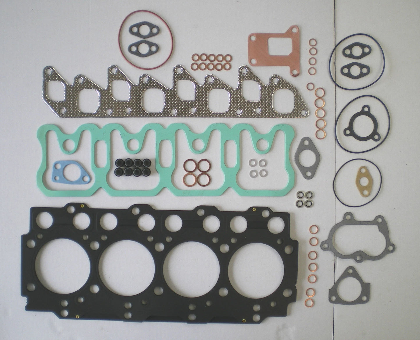 Head gasket set for Voyager Jeep Cherokee Frontera Scorpio (1995–2001)