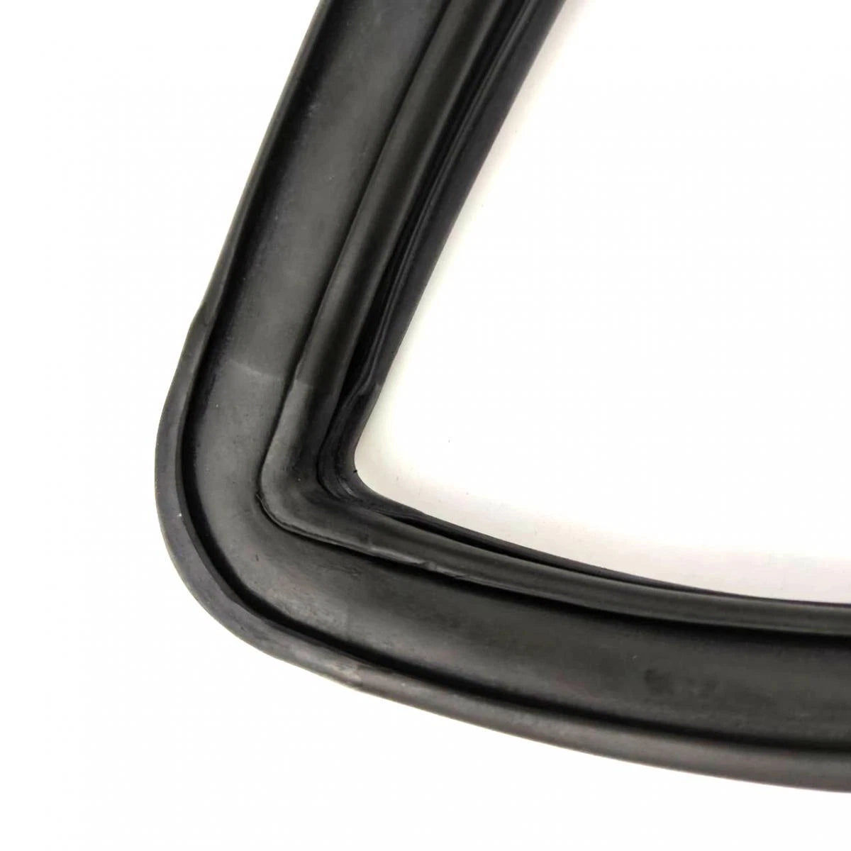 Front Windshield Seal w/ mldg Hole Fits Nissan Patrol Safari Y60 GQ 87-97 XFVD