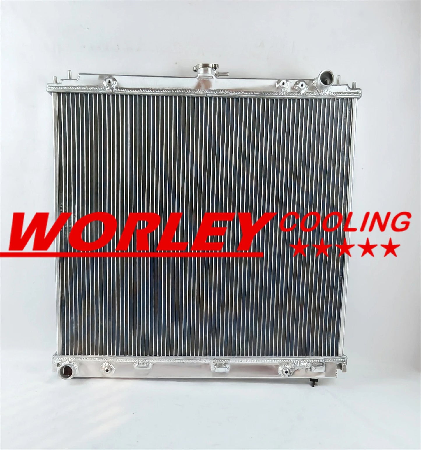 Aluminum Radiator for Nissan Frontier Pathfinder 2005-2019 (2005-2019)