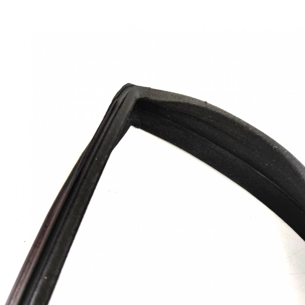 Glass Run Door Channel Rubber Left Fits BMW E30 3 Series 2D Coupe 1982-94 D08