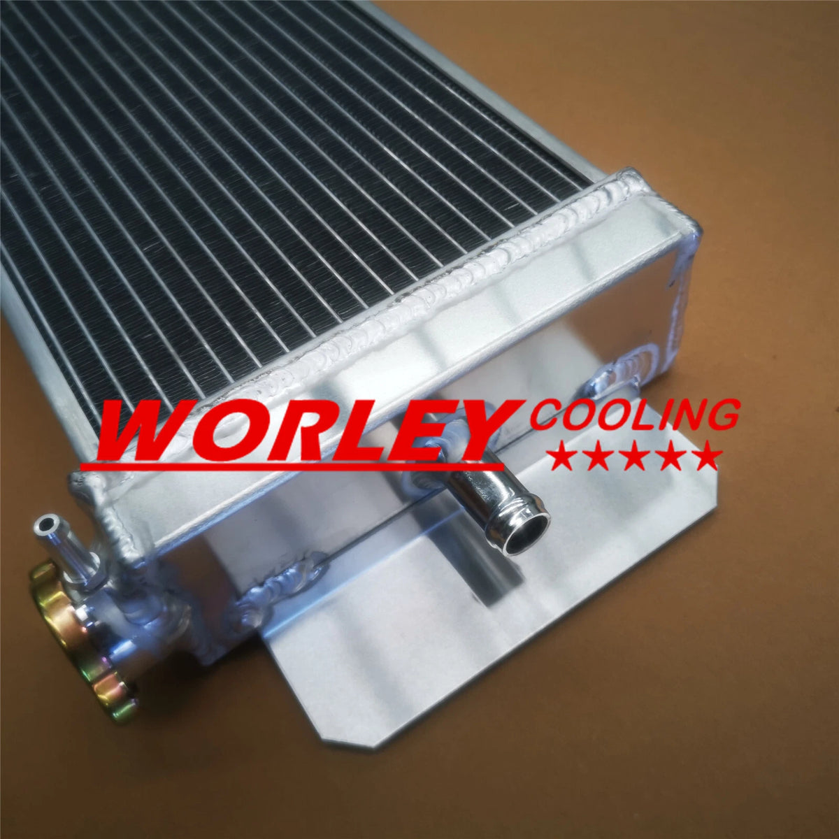 Air to Water Aluminum Intercooler for Holden Landcruiser (2000-2007)