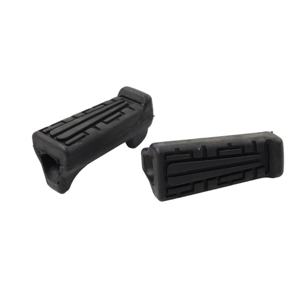 Front Pedal Footrest Pegs for Yamaha YBR125 YBR 125 (All Years)
