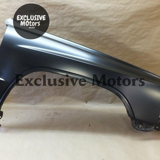 Toyota Hilux 2WD Right Hand Guard (1984-1988)